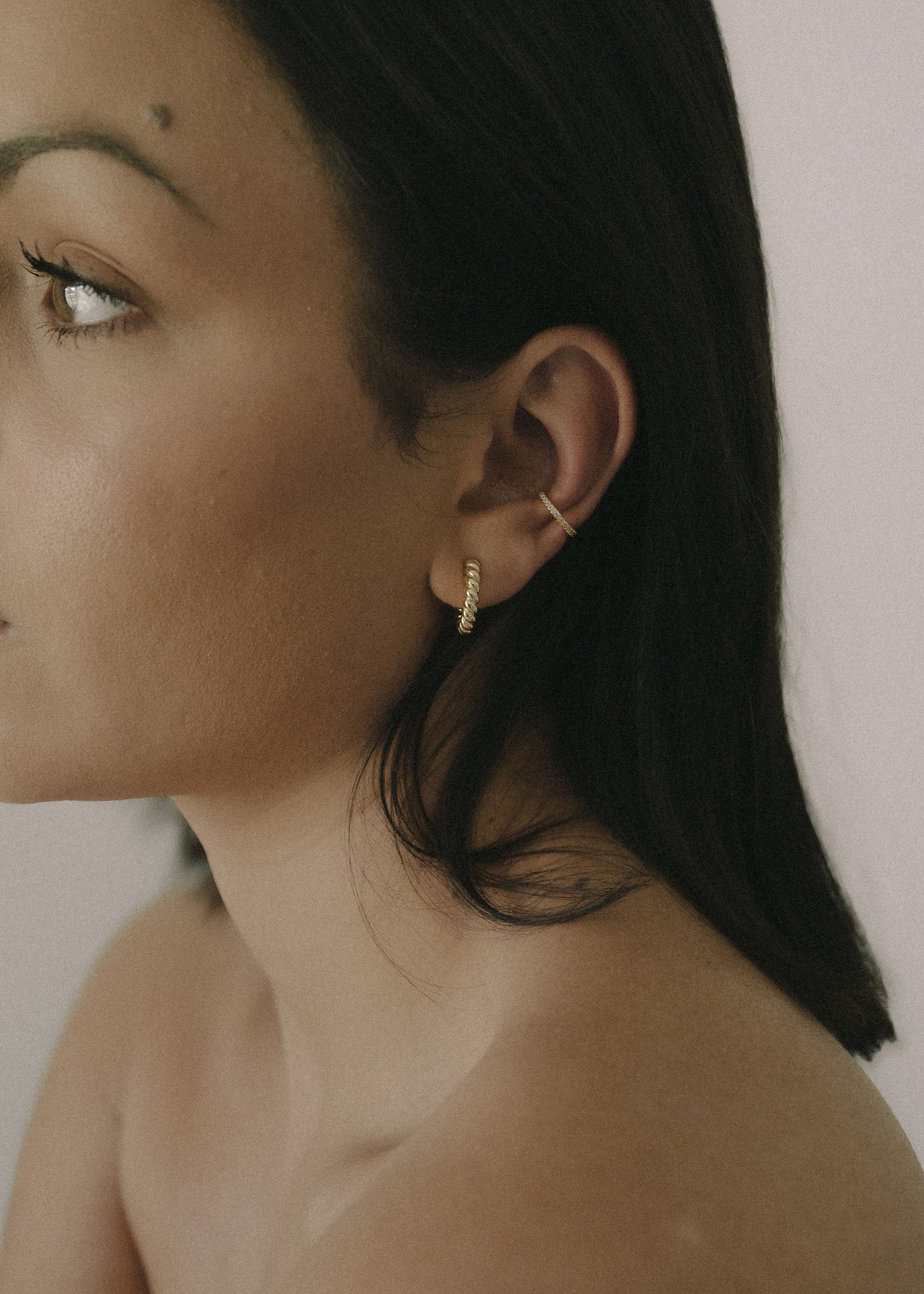 Ria Ear Cuff - Yellow Gold